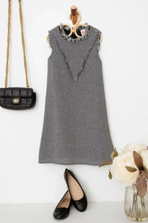 Girls Sleeveless Tweed Chain Neck-Line Fringe Dress